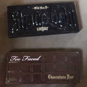 Two authentic hardly used pallets